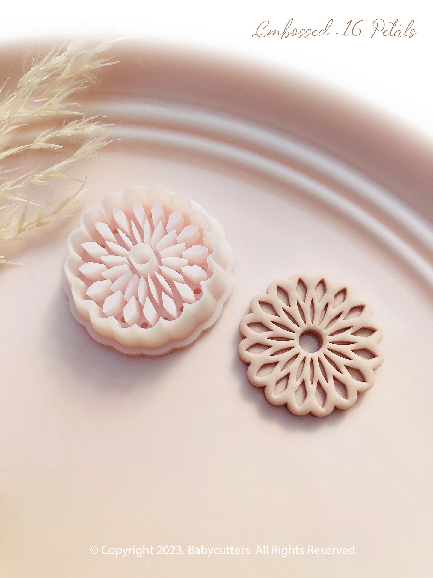 16/20/23 Petal Embossed Flower Shape Polymer Clay Jewellery Cutter