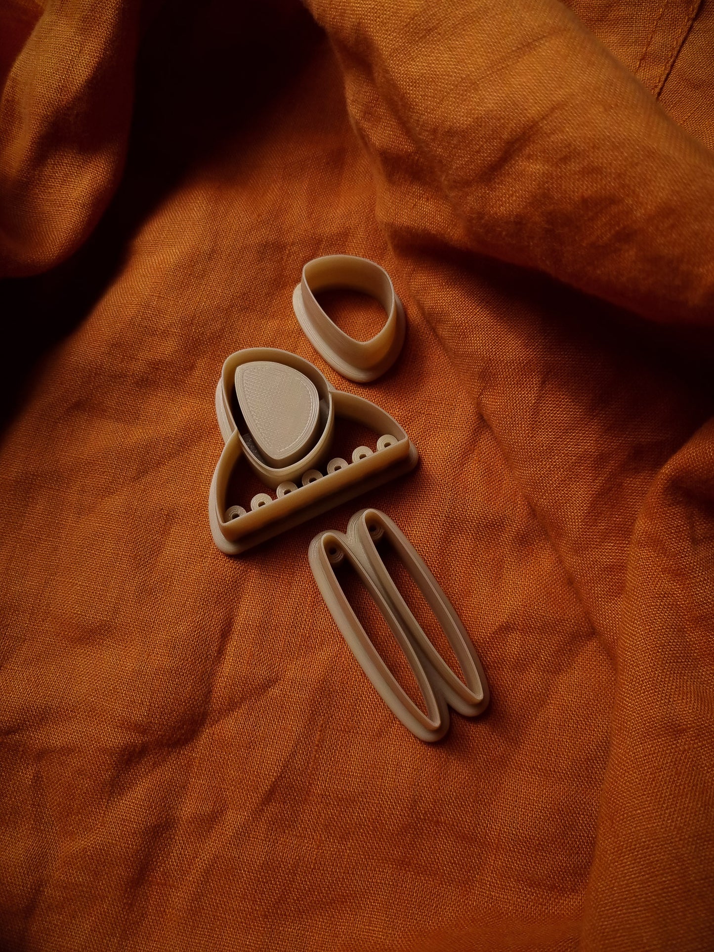 Dava - BoldRady Bezzycutter © Exclusive Original Polymer Clay Cutters Design