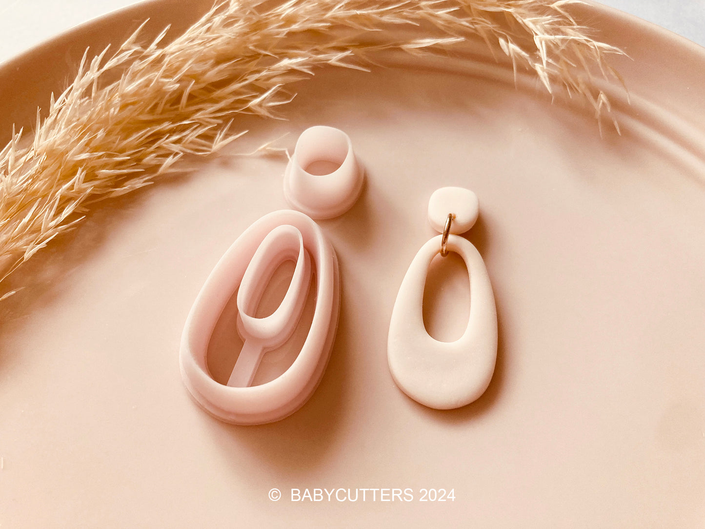 Abstract Oval Shape with long Oval Hole Polymer Clay Jewellery Cutter 40mm height- 2 Cutter Set