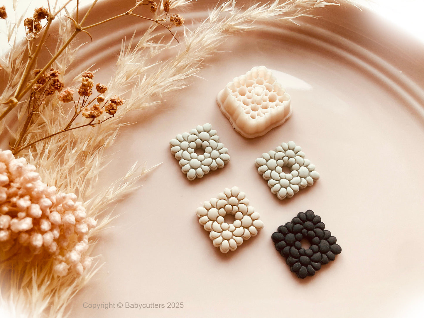 Cute Flower Border Pattern Cutter - Polymer Clay Cutter Tools