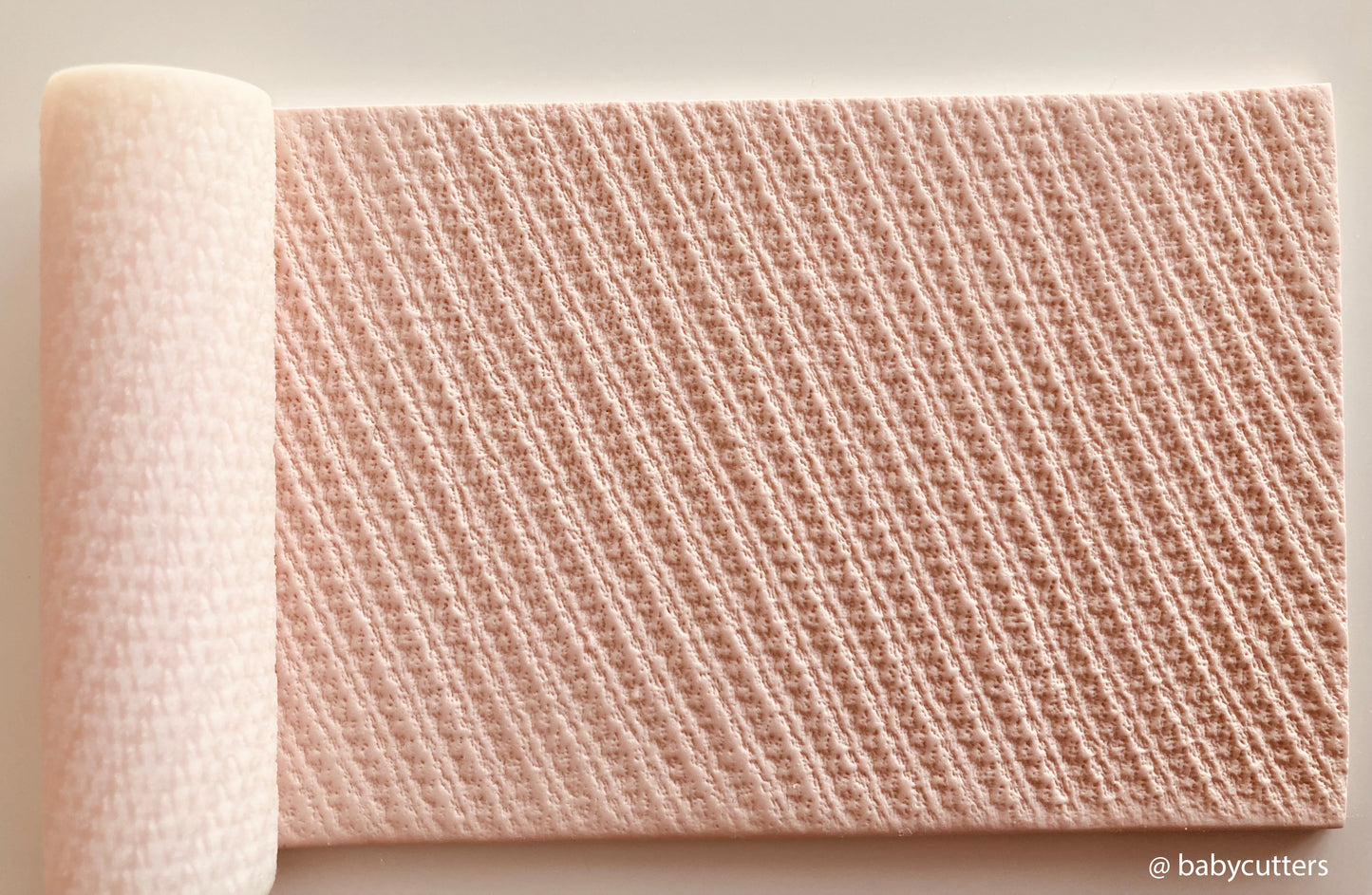 Diagonal Knitted Linen Pattern Roller - Embossed Texture Roller Polymer Clay Stamps