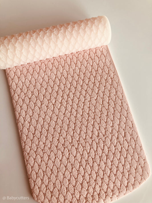 Oval Knitted Fabric Pattern - Texture Polymer Clay Roller