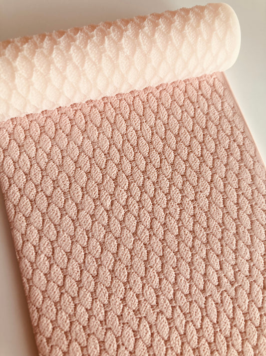 Oval Knitted Fabric Pattern - Texture Polymer Clay Roller