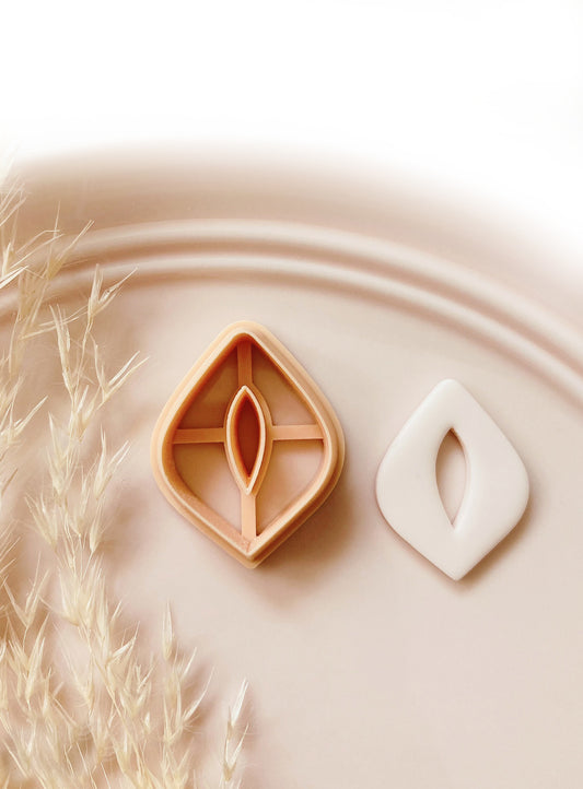 Abstract Diamond Donut Shape Polymer Clay Cutter