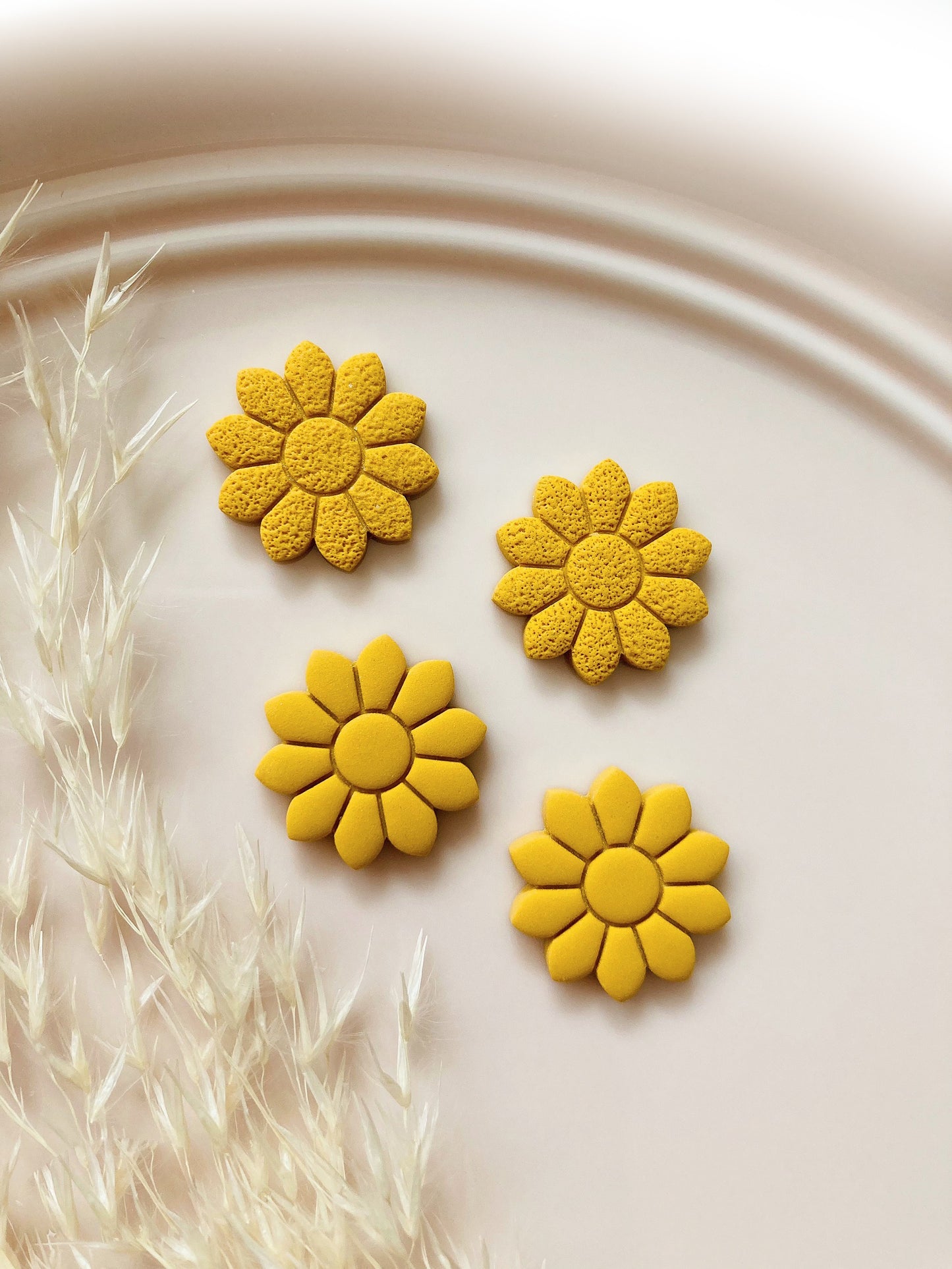 Full Daisy Flower Shape Polymer Clay Jewellery Cutter