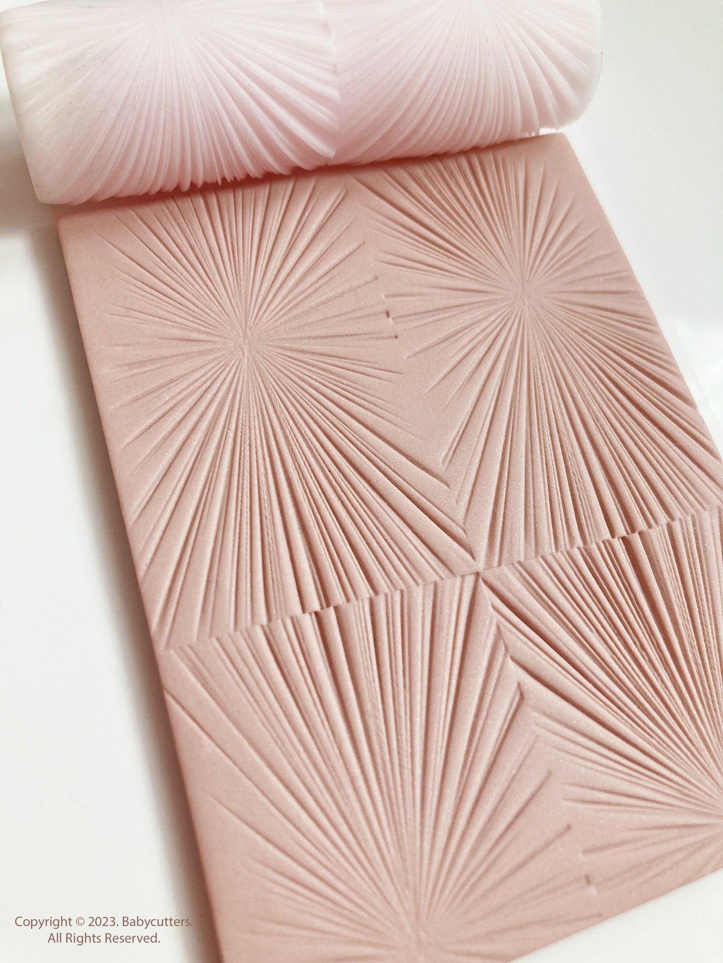 *NEW* Flower Line Texture Roller