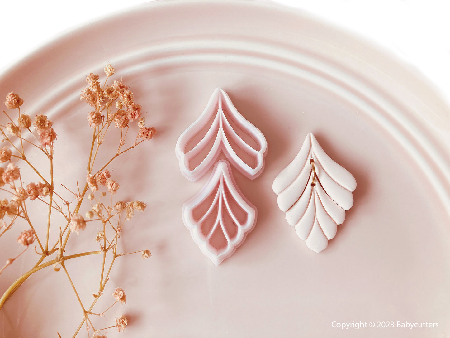 Leaf Dangle Embossed Autumn Leaf Shape  - Polymer Clay Cutter - Polymer Clay Tools - 35mm by Height