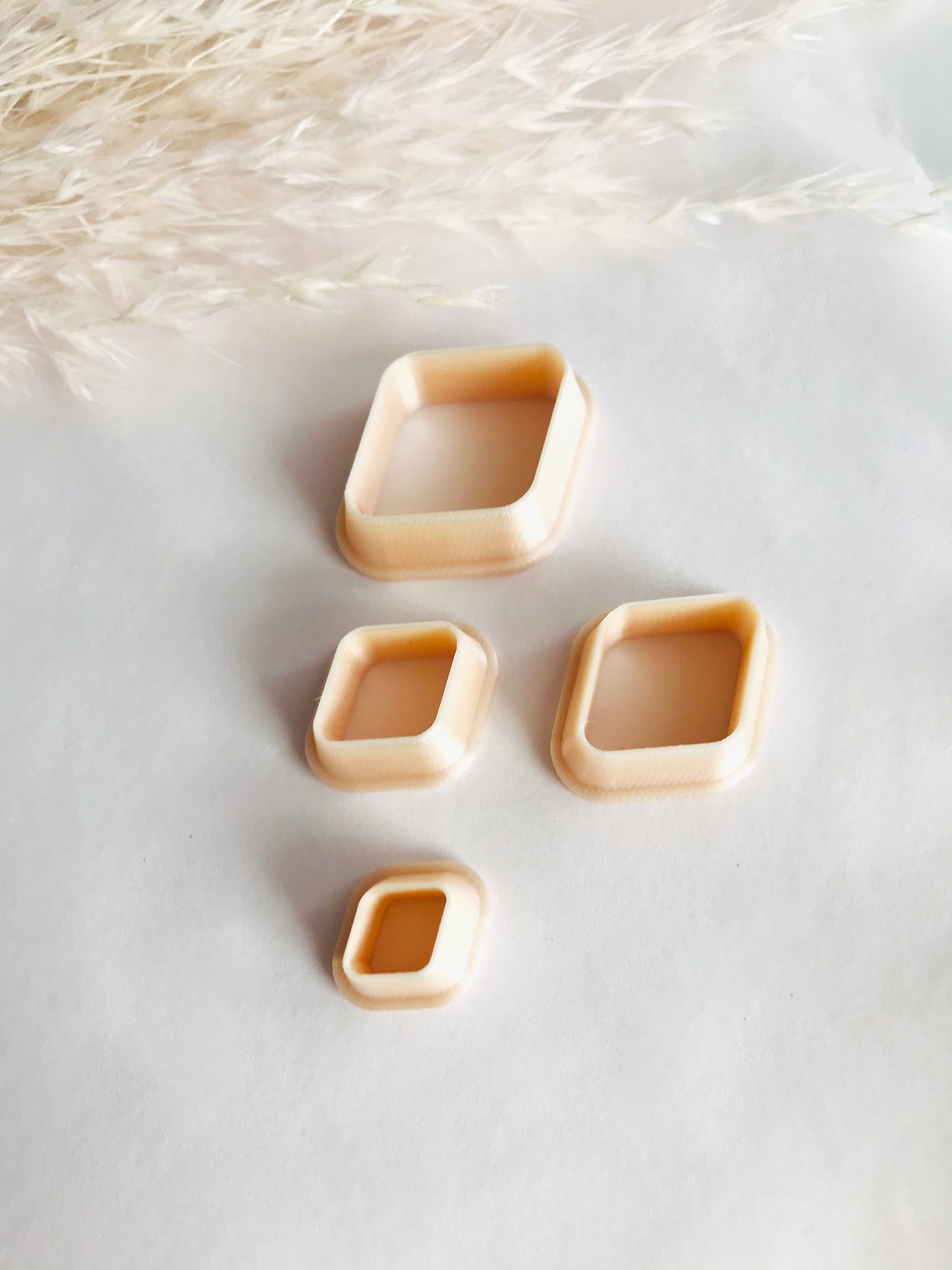 Rounded Diamond Shape