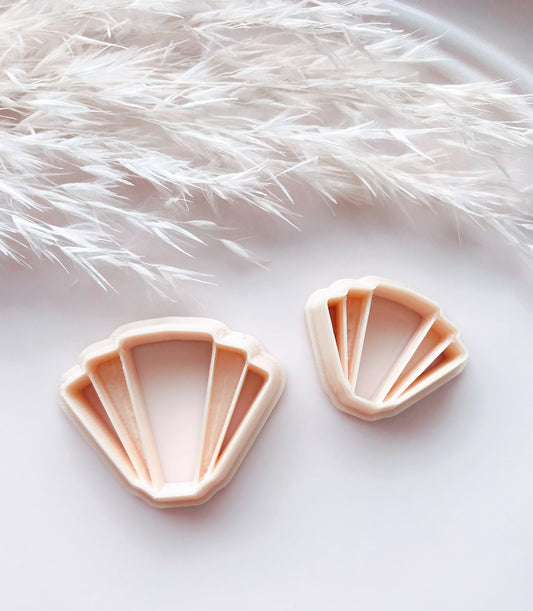 Art Deco Scallop Fan Shap