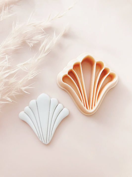 Art Deco Scallop Fan Shape