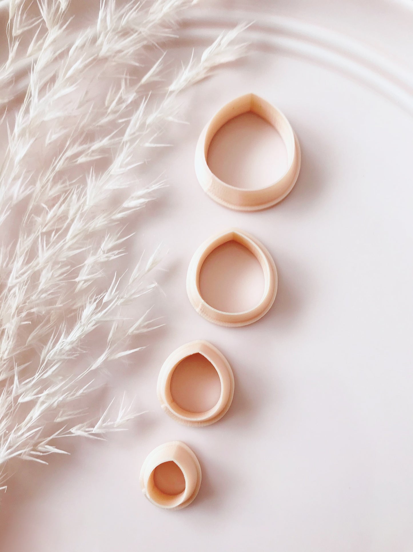 Bloated Tear drop Shape