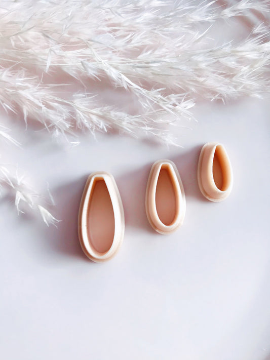 Long Thin Teardrop Petal Shape