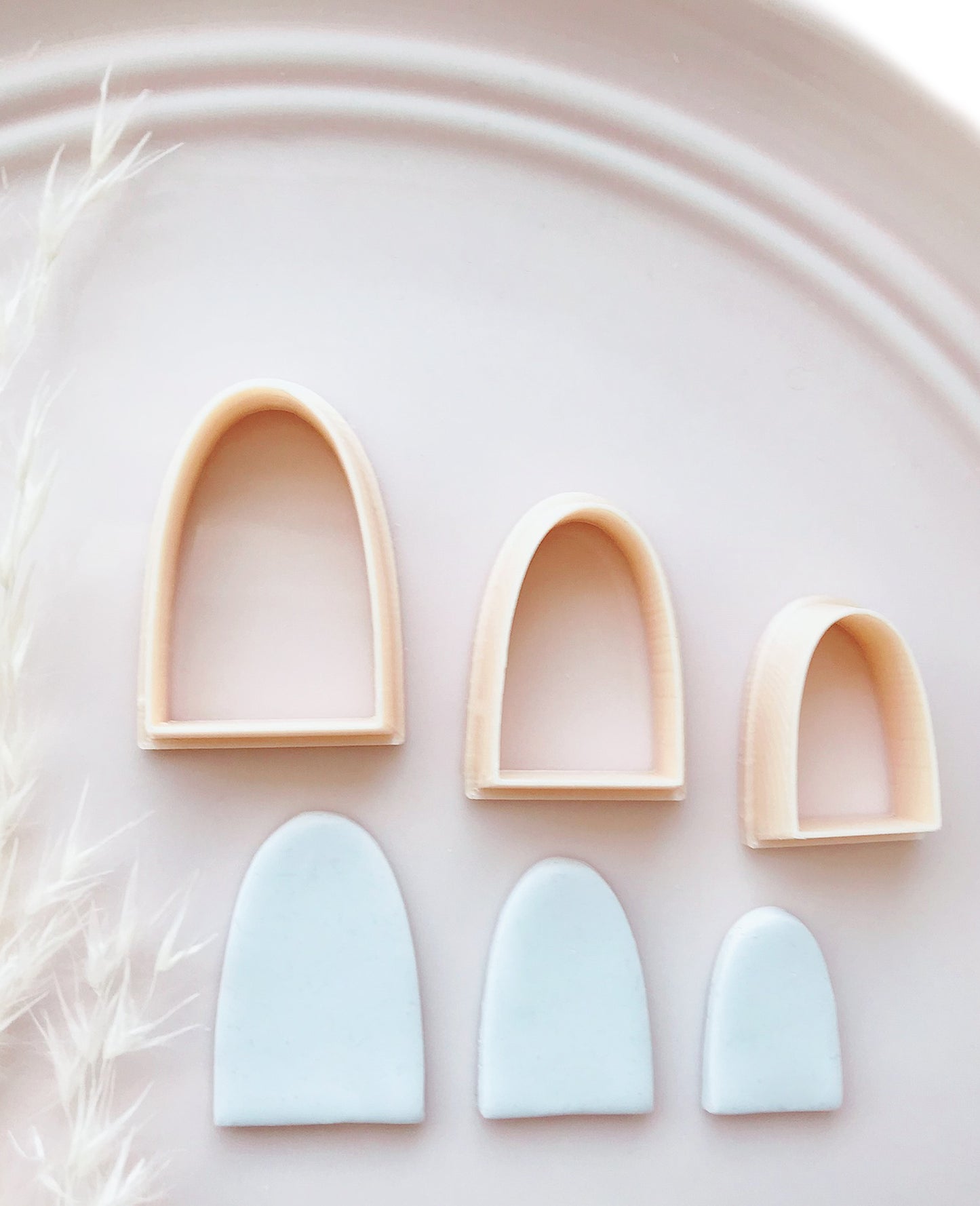 Rounded Abstract Arch Dome Shape