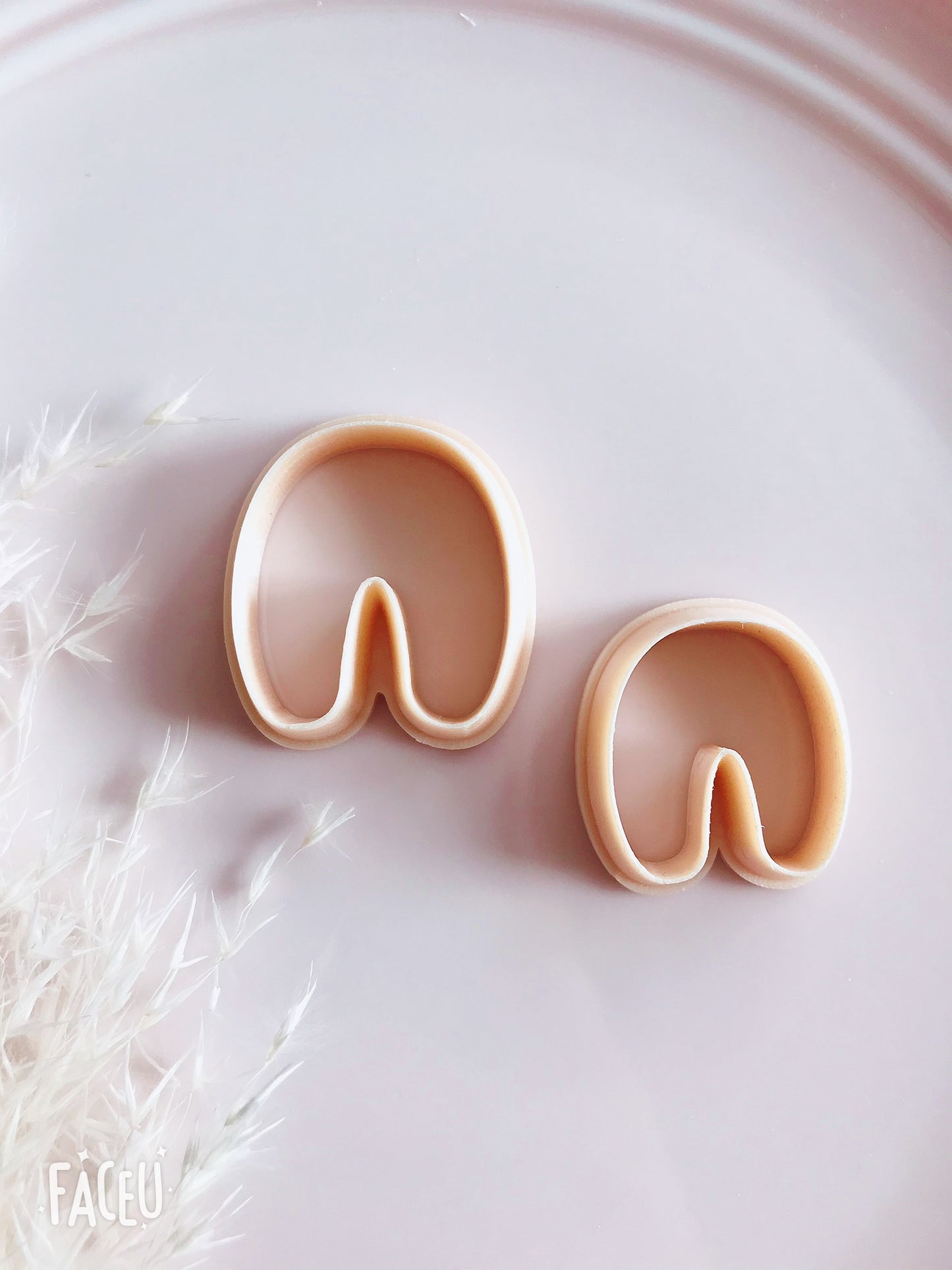 Abstract Rounded Rainbow Arch