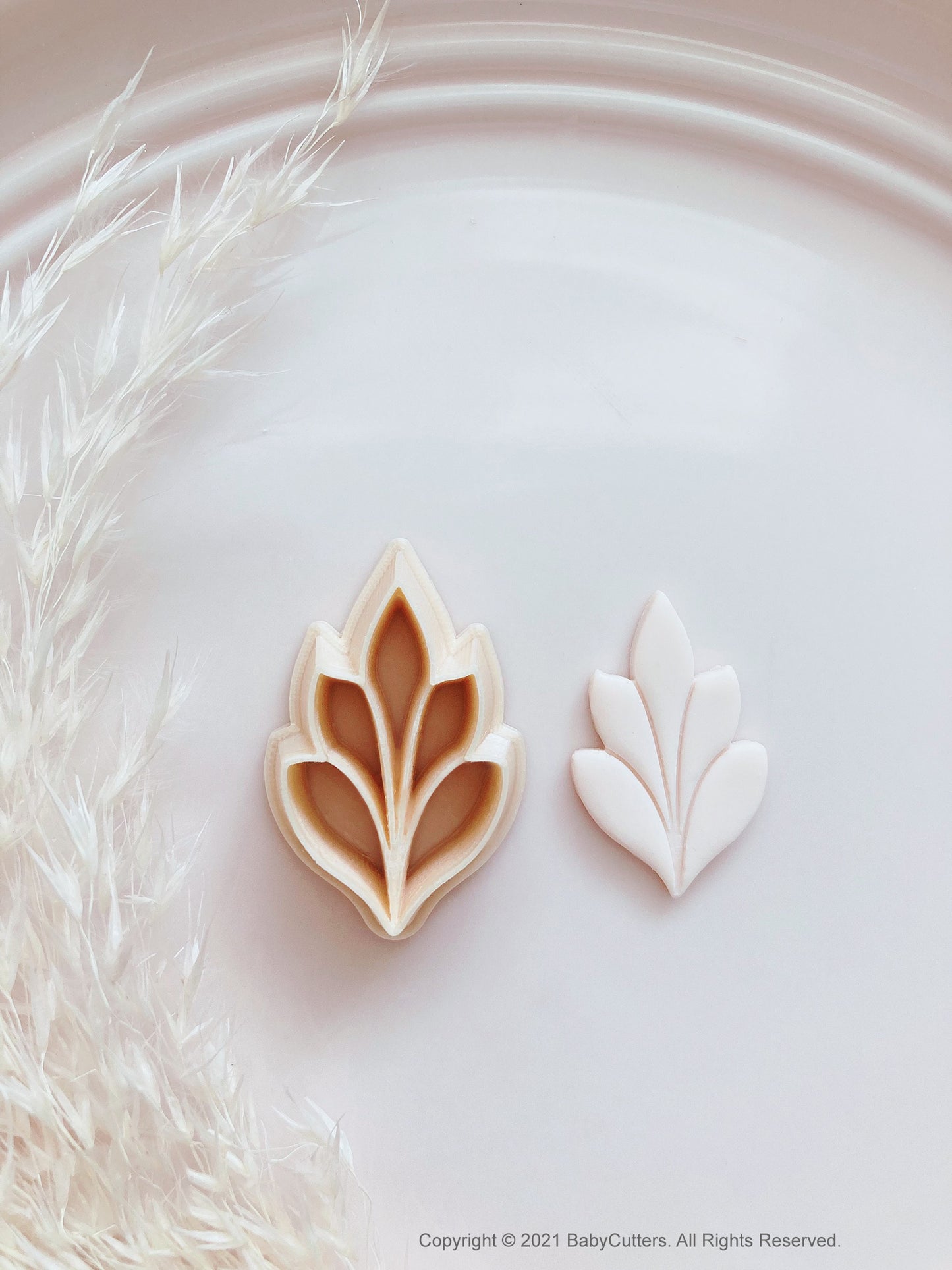 Long Embossed Autumn Leaf