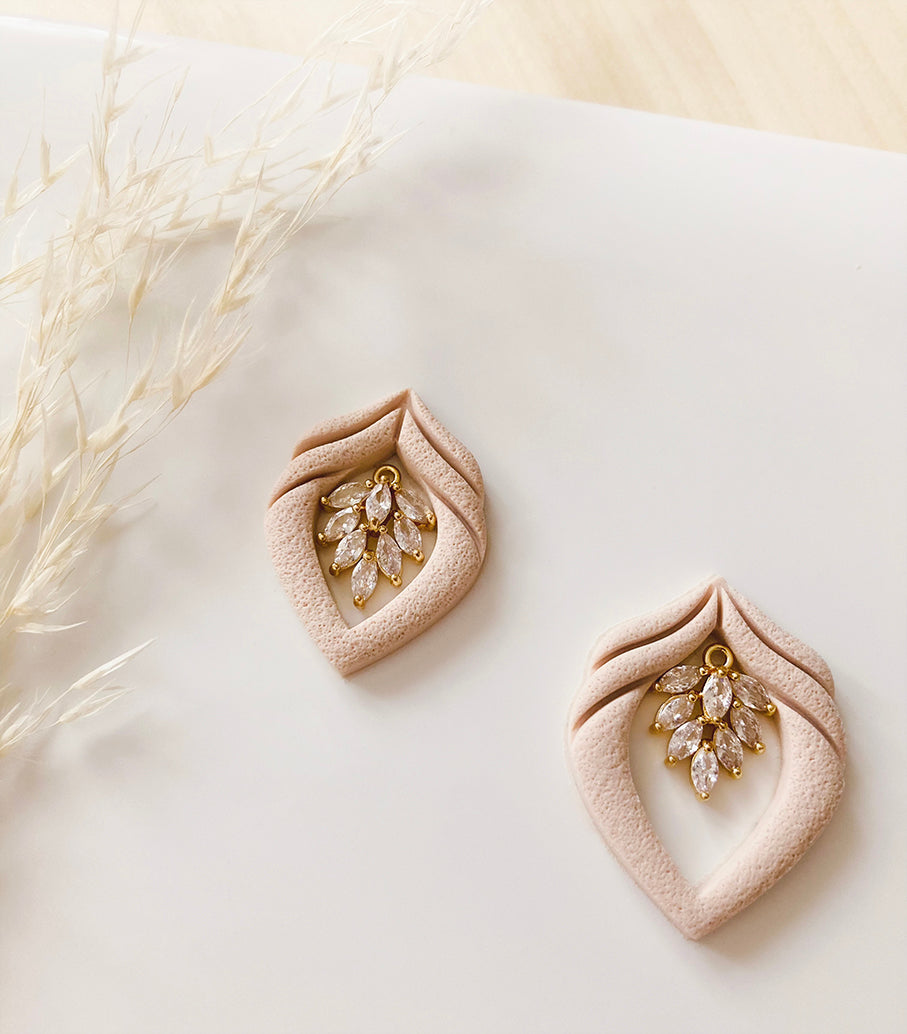 Small Ella  - Shell Inspired Drop