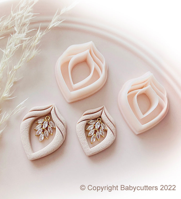 Small Ella  - Shell Inspired Drop