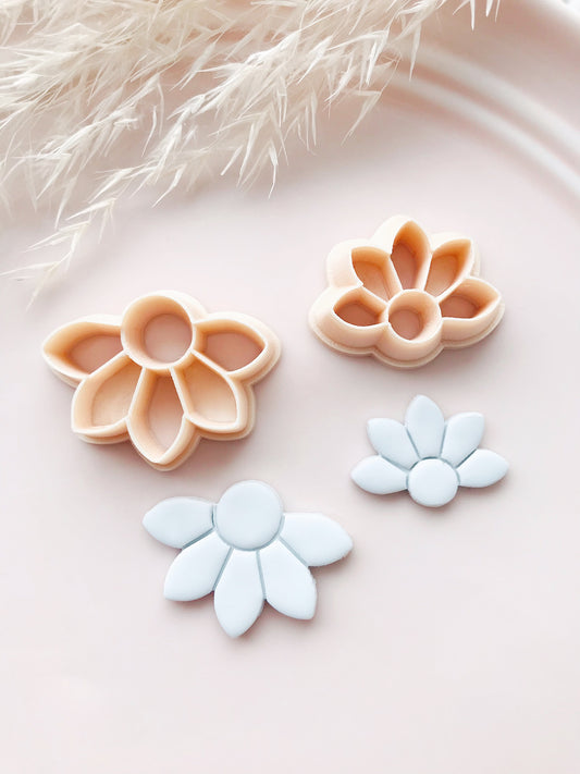 Half Daisy Flower Shape