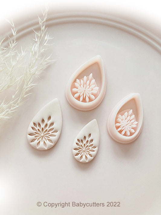 Teardrop Pattern Flower Shape