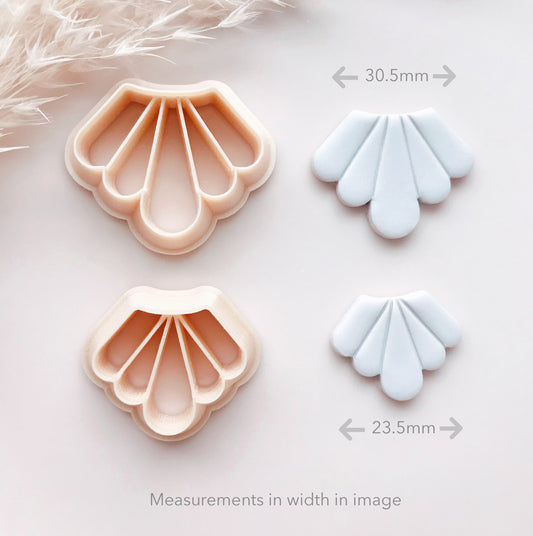 Art Deco Scallop Fan