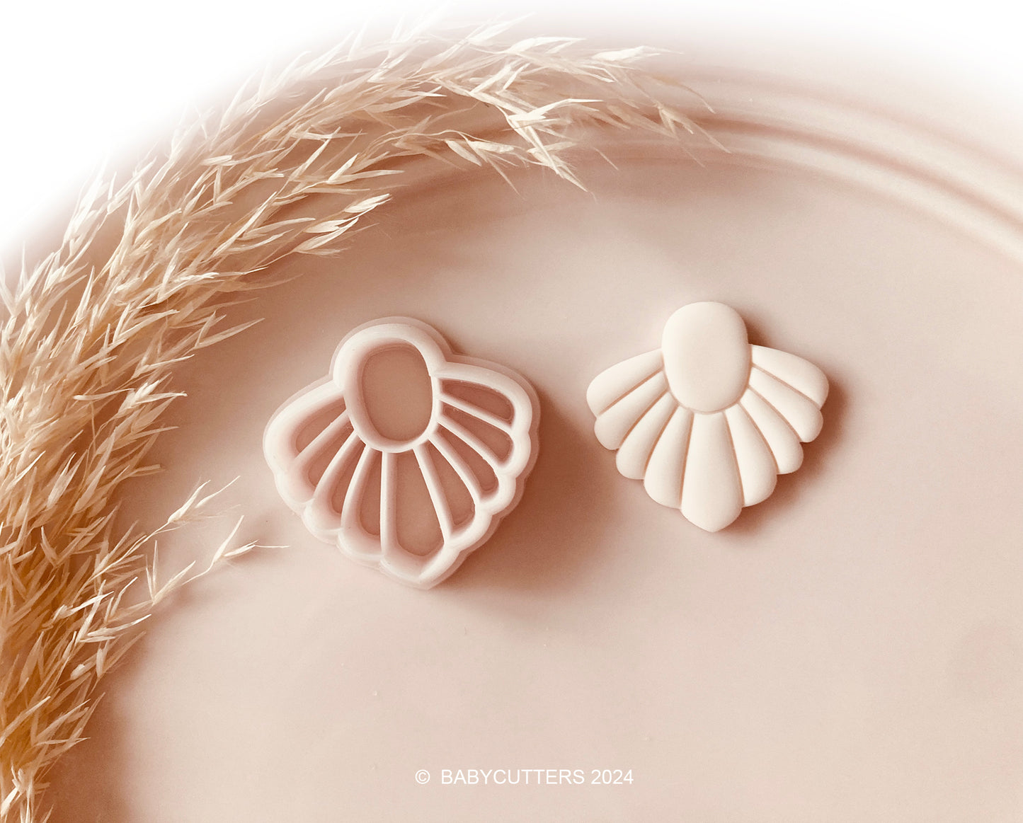 Art Deco Scallop Shell Fan Shape Polymer Clay Jewellery Cutter - Measurement is 27mm by Height