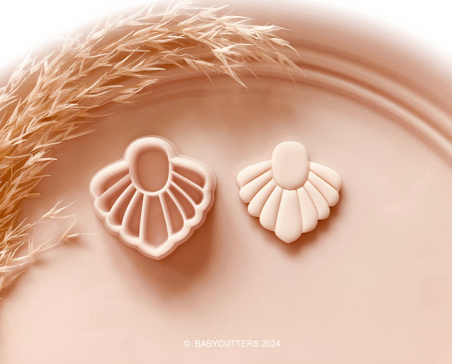 Art Deco Scallop Shell Fan Shape Polymer Clay Jewellery Cutter - Measurement is 27mm by Height