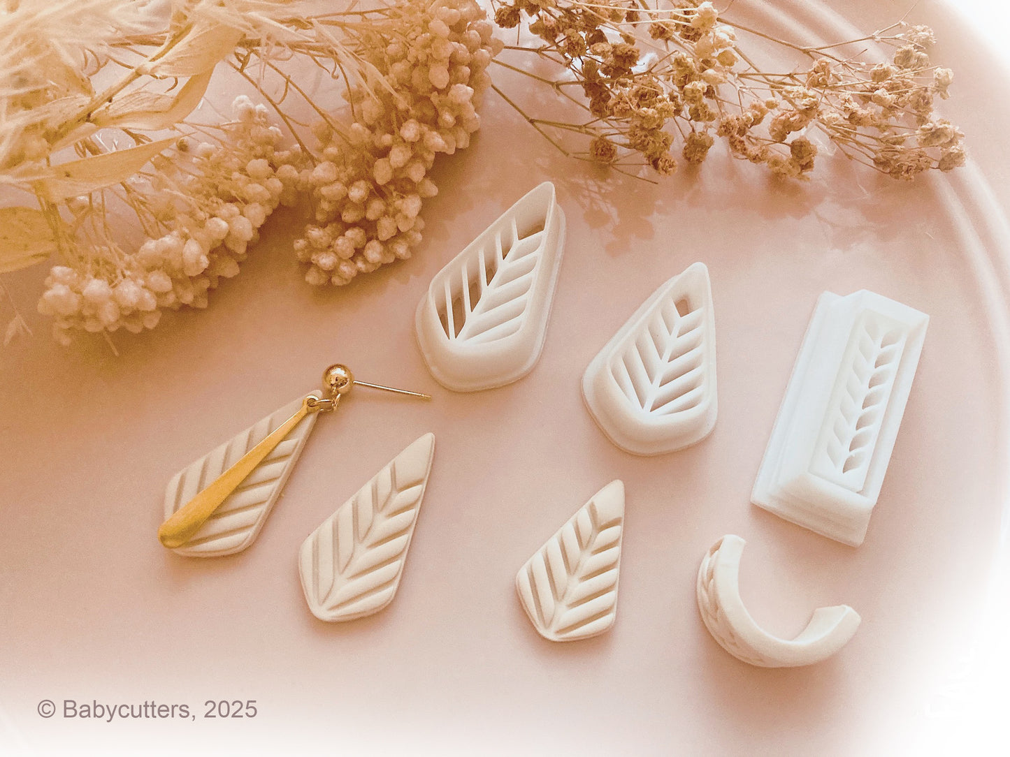 Knitted Long Triangle Pattern  - Polymer Clay Cutter Tools