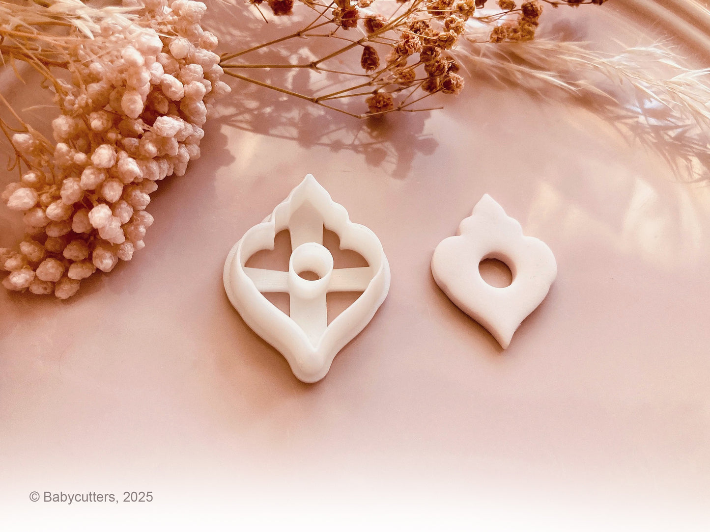 TheSeedOfBeauty© Collaboration Cutter Designs - Ornament 1