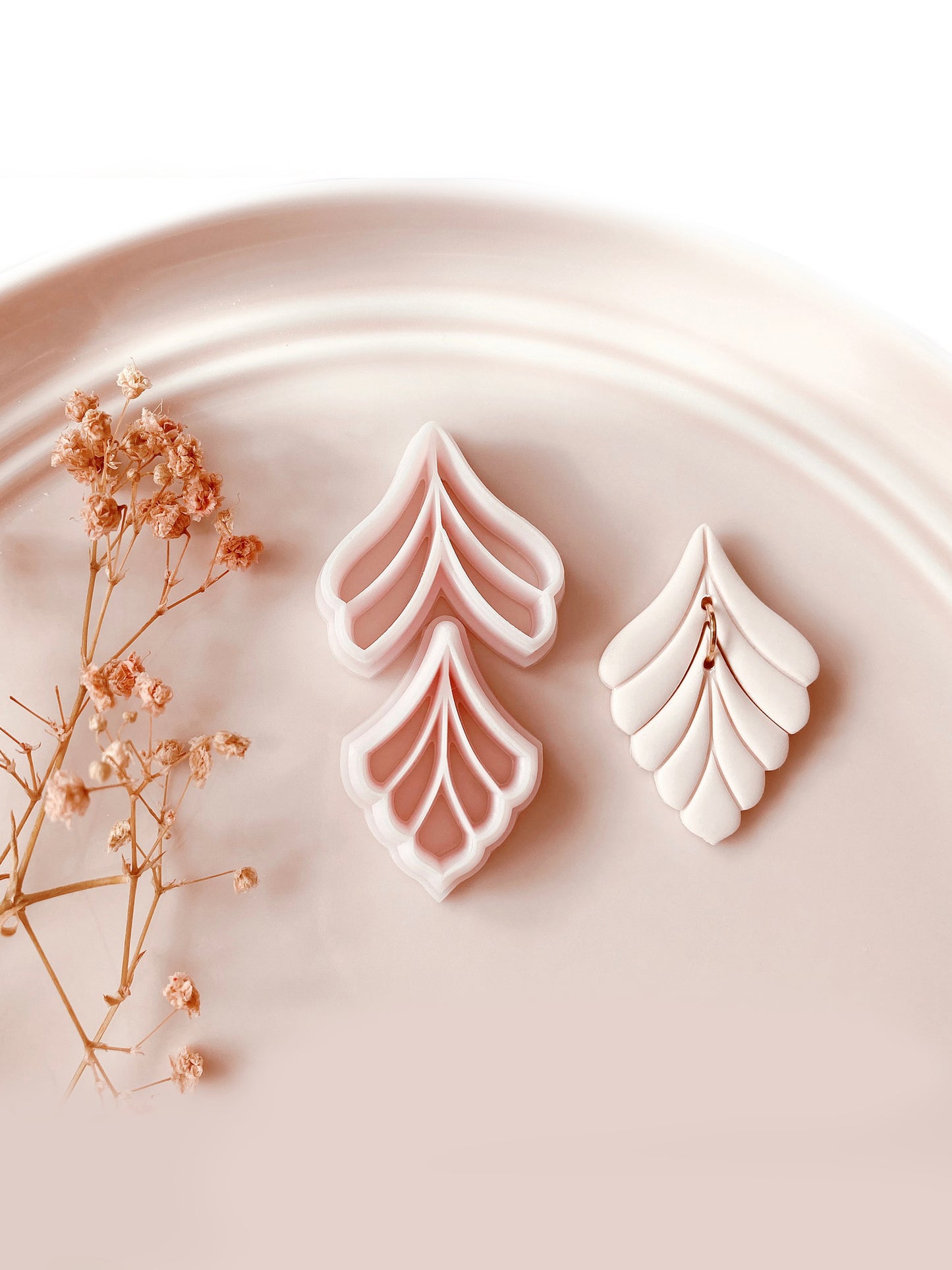 Leaf Dangle Embossed Autumn Leaf Shape  - Polymer Clay Cutter - Polymer Clay Tools - 35mm by Height