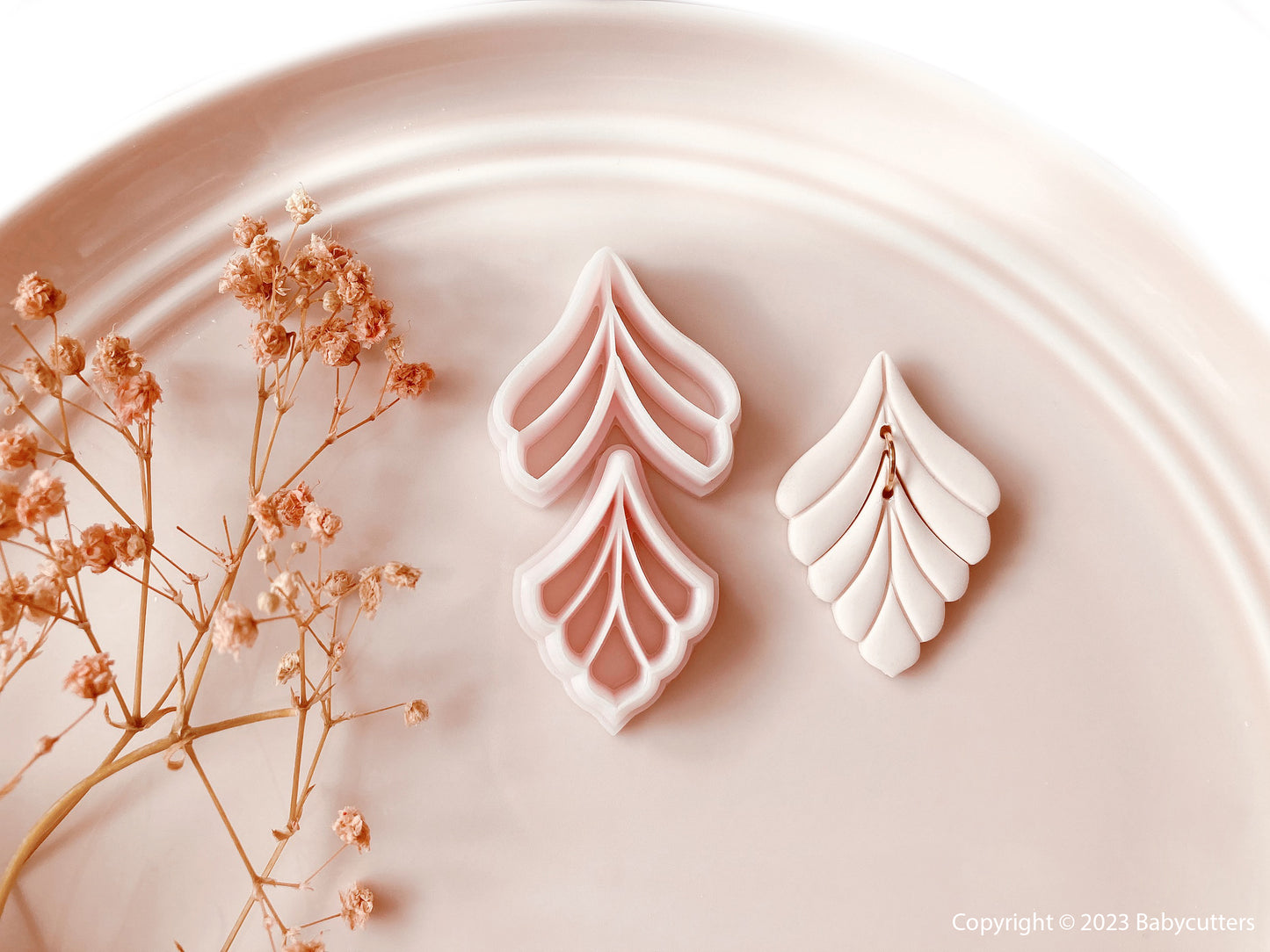 Leaf Dangle Embossed Autumn Leaf Shape  - Polymer Clay Cutter - Polymer Clay Tools - 35mm by Height