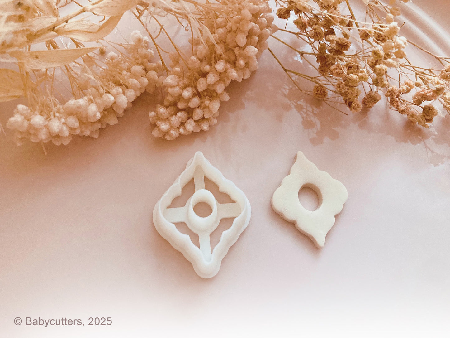 TheSeedOfBeauty© Collaboration Cutter Designs - Ornament 2